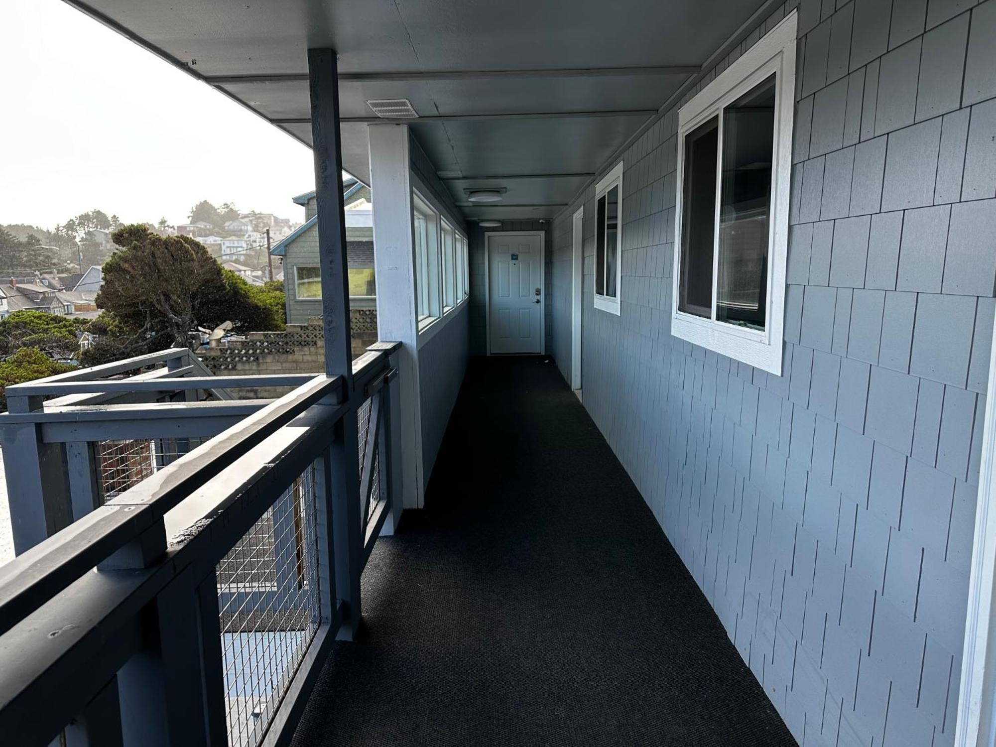 West Beach Suites Lincoln City Exterior photo